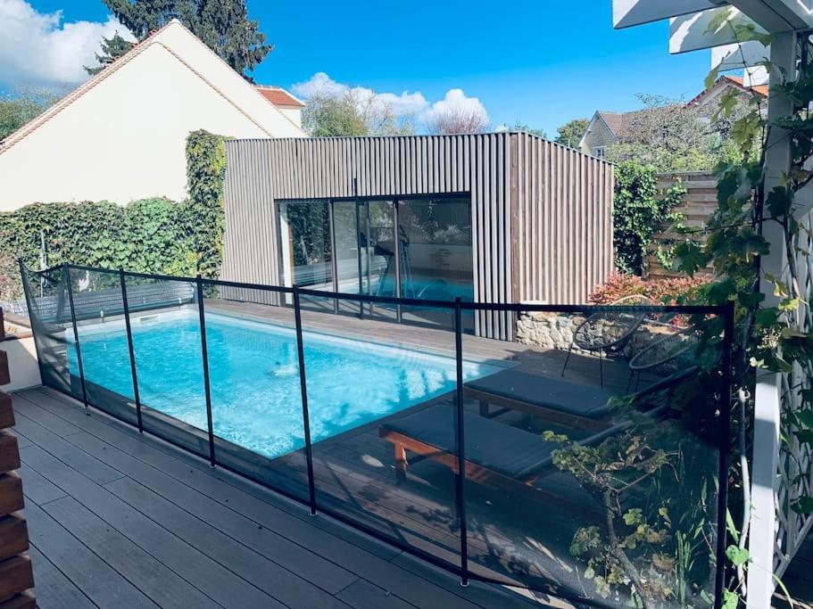 Appartement Proche Asterix, Chantilly, Cdg, Piscine 15 Juin Au 30 Aout La Chapelle-en-Serval Zewnętrze zdjęcie